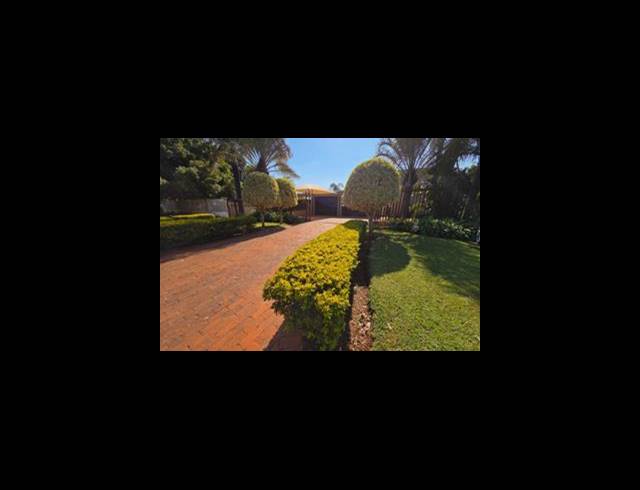 3 BEDROOM HOUSE SOLD IN SINOVILLE
